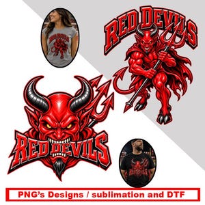 Puede incluir: Un diseño gráfico digital que presenta un personaje de diablo rojo con cuernos y un tridente, acompañado por el texto RED DEVILS en una fuente negrita. El diseño se muestra como ilustración independiente y en camisetas grises y negras.