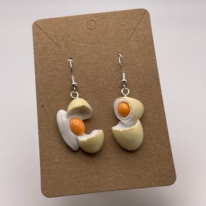 Cracked eggs dangly earrings (hypoallergenic)