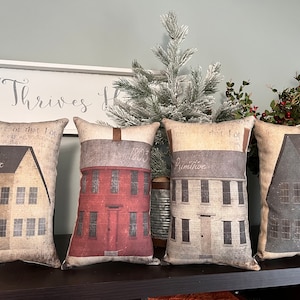 Primitive Saltbox  7x11 pillow