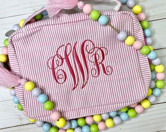 Seersucker Bible Cover, Monogrammed Bible Cover, Personalized Bible Cover, Embroidered Bible Cover, Personalized Gift, Bible Carrier