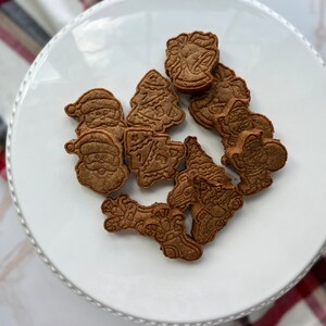Christmas Dog Treats, Homemade Dog Treats, Christmas Gift For Dog, Christmas-themed Dog Treat, Holiday-themed Dog Treats, Gift Ideas For Dog