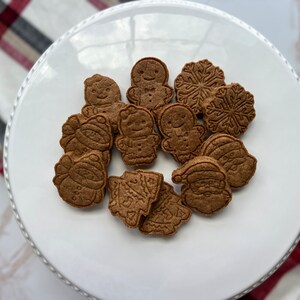 Christmas Dog Treats, Homemade Dog Treats, Christmas Gift For Dog, Christmas-themed Dog Treat, Holiday-themed Dog Treats, Gift Ideas For Dog