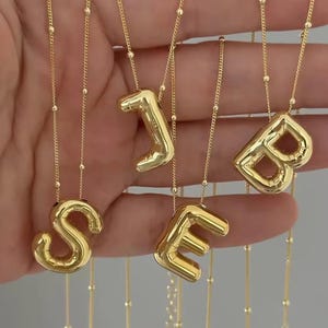 Collar personalizado con iniciales en forma de globo y burbuja para mujer en plata y oro / Colgante de acero inoxidable personalizado