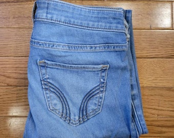 blue hollister jeans