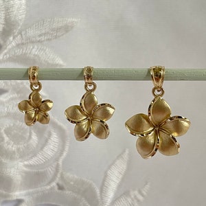 Plumeria Flower Pendant &lt;&gt; Solid 14k Yellow Gold