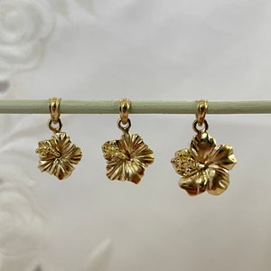 Hibiscus Pendant &lt;&gt; Solid 14k Yellow Gold