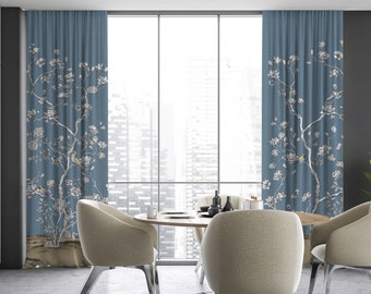 Cortina estilo chinoiserie con cerezos en flor de primavera, color verde esmeralda, diseño azul, personalizable.