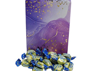 350g Rectangular Patterned Box of Walkers English Creamy Toffee