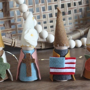 Holiday Gnome Set
