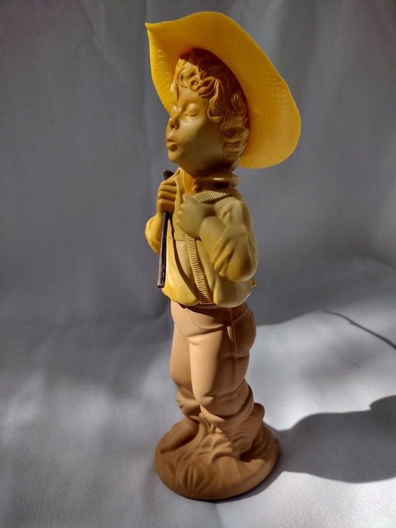 Vintage Avon Catch a Fish Sonnet  Boy with Fishing Pole Cologne Perfume Bottle View 6
