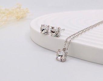 Clear Swarovski Jewelry Set, Classic Necklace&Earring Set, Small Swarovski Round Cut Crystal Earring-Necklace, Birthstone Gift, Wedding, 6mm