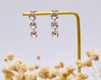 Clear Three-Stone Swarovski Crystal Dangle Earrings – Classic Bridal Drop Earrings