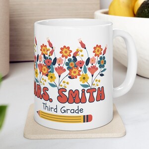 Personalized Teacher gift, Teacher appreciation mug, Custom grade teacher mug, Custom teacher mug, Child gift for teacher, Cute Teacher mug