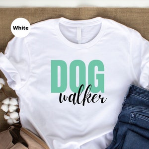 Dog Walker T shirt, Dog T shirt, Retro dog walker T shirt, Cute dog T shirt, Dog Mom, Dog Dad, Dog walker, dog lover gift