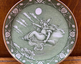 Victorian Green Salem Witch Plate