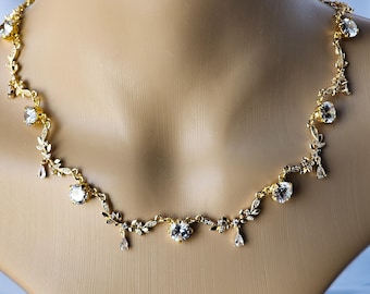 Dainty Bridgerton Crystal Necklace Set for women. Shiny Dress choker. Earrings. Cosplay. Bridal. Regency. Zircon.