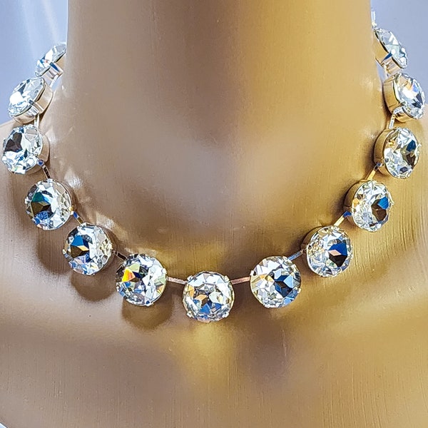 Big crystal Anna Wintour Necklace and Earrings. Vintage Style Costume Jewelry. Mother of the bride.