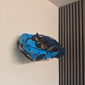 Horizontale Wandhalterung für LEGO Technik Bugatti Chiron (42083)