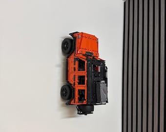 Vertical Wall Mount for LEGO Technic Mercedes-Benz G 500 (42177)