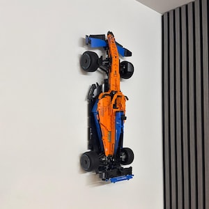 Vertical Wall Mount for LEGO Technic Mclaren Formula 1 Race Car(42141)(FREE Keyring)