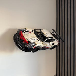 Horizontal Wall Mount for LEGO Technic Porsche 911 RSR(42096)