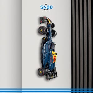 Väggfäste för LEGO Technic Red Bull RB20 F1-bil (42206) – Vertikalt