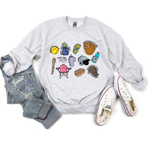Softball mom, baseball mom, sport sweatshirt, softball sweatshirt, baseball sweatshirt, cute sweatshirt, sports, softball, baseball