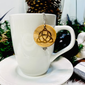 Wood Triquetra and Bead Tea Diffuser