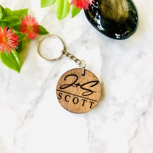 Custom Engraved Round Wood Keychain - Personalized Keepsake