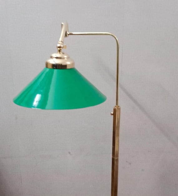 Italienische Vintage Stil Stehlampe: Verstellbarer grüner Schirm, Messingakzent