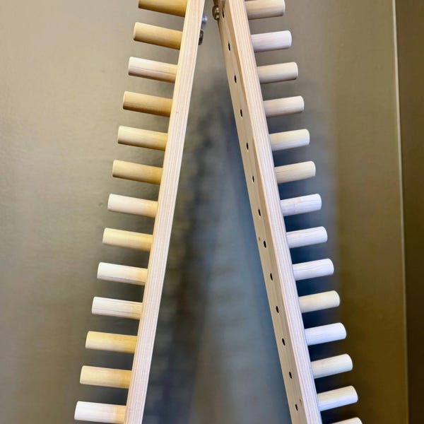 Chunky Hand Knit Blanket Loom (3/4 inch Pegs and Spacing), Finger Knitting Tool, Handmade Wooden, Portable, Jumbo, folding