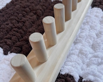 Chunky Hand Knit Blanket Loom for 2cm Thick Yarn, (3/4 inch pegs), Finger Knitting, Handmade Wooden, Portable, Jumbo, folding