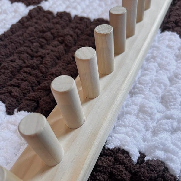 Chunky Hand Knit Blanket Loom for 2cm Thick Yarn, (3/4 inch pegs), Finger Knitting, Handmade Wooden, Portable, Jumbo, folding
