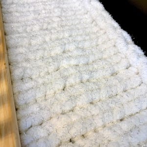 chunky knit blanket loom 50” showing blanket with a tight knit