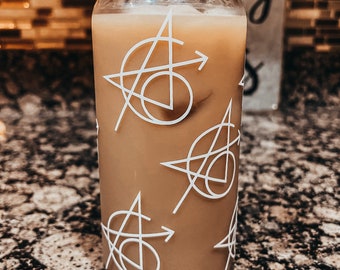 Avenger Symbol Wrap Glass