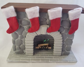 Dollhouse Miniatures - Rustic Fireplace with Brick and Stone - Mantle with Christmas Stockings - Flickering Fire - Living Room Furniture