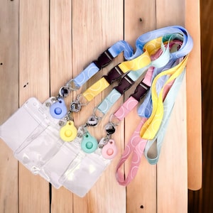 Paquete de 4 cordones - Colección de verano Cordón de crucero con ambiente playero Cordón de viaje Porta medallón Porta tarjetas de crucero Producto de crucero