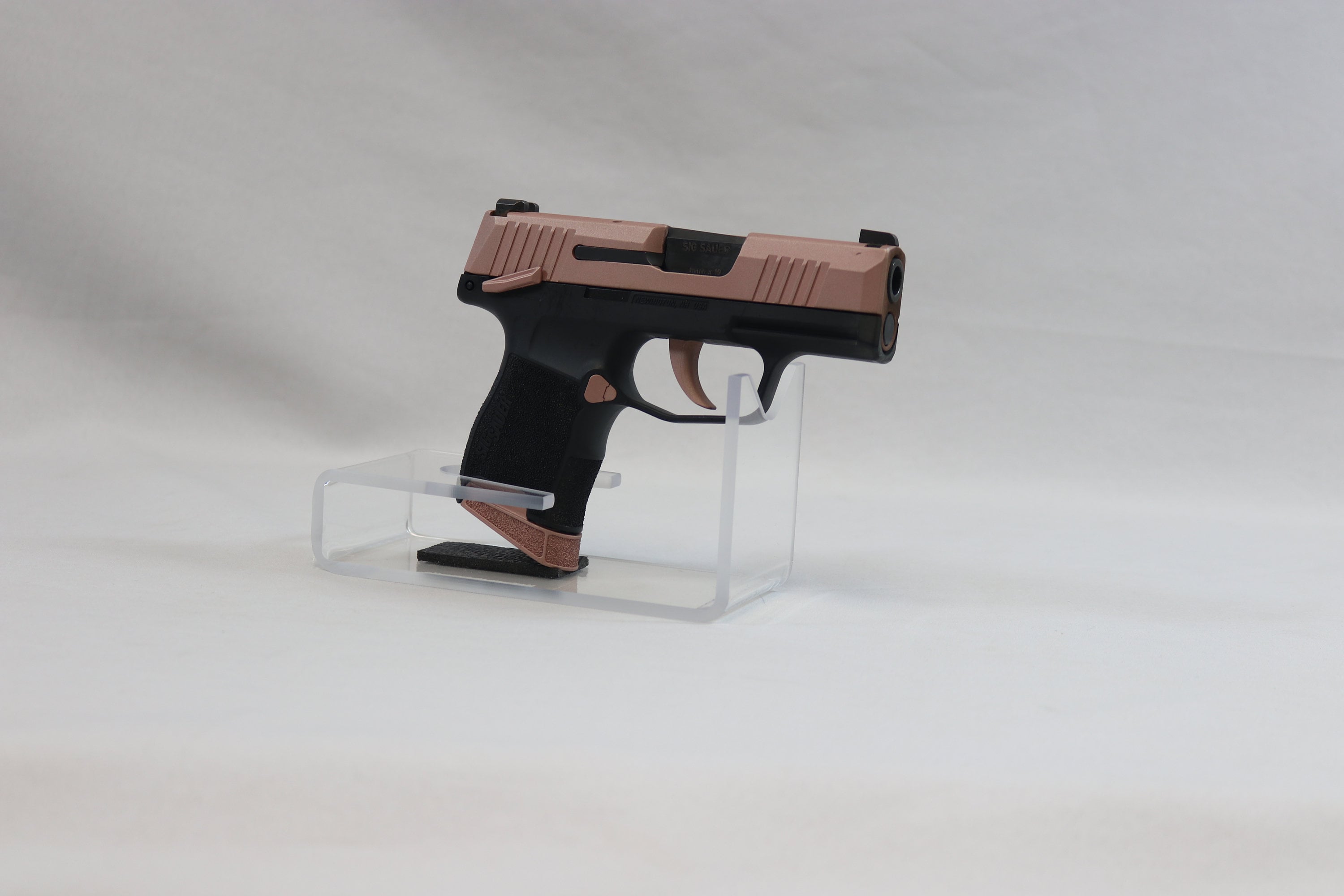 Glock display stand - Etsy 日本