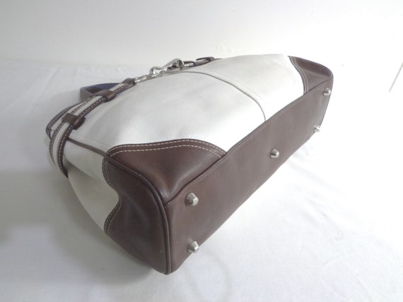 COACH 10521 Vintage Cream & Brown Leather Tote Ba… - image 8