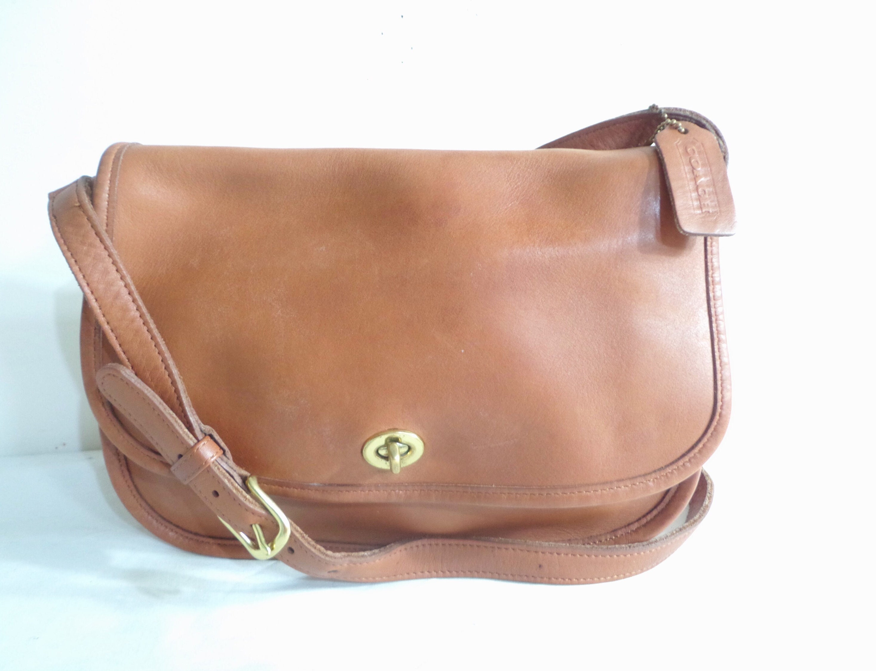Coach CITY 9790 Vintage British Tan Grain Leather Bag Flap Turn 