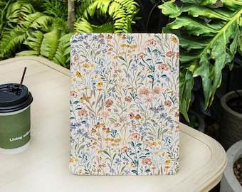 Bloom Wildflower Floral Print iPad Case with Pencil Holder Cover for Air M4 M3 M2 13/11 inch iPad Pro M5 iPad 9/10/11 Gen A16 Mini 6/7