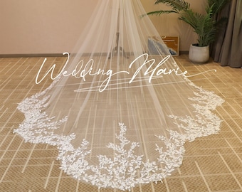 Unique Wedding Veil, Lace Bridal Veil, One Layer Comb Veil, Leaf Pattern Lace Wedding Veil, Petal Trailing Veil For Bride