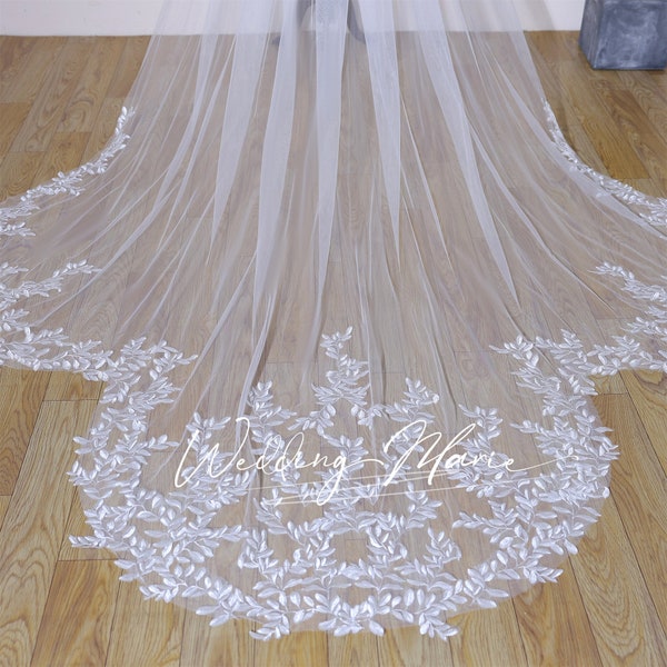 Leaf Lace Wedding Veil, Irregular-shaped Trailing Veil, One Tier Comb Veil, Forest Style Bridal Veil, Cathedral Veil, Custom Bridal Veil