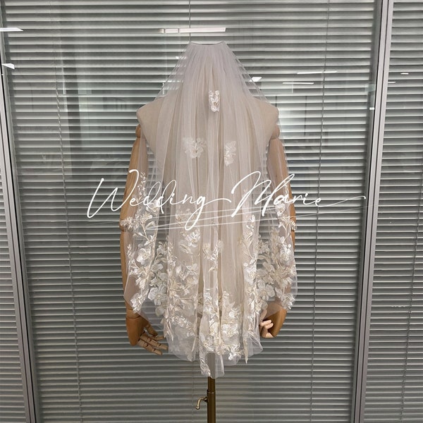 Peony Lace Wedding Veil, Champagne And White Appliques Veil, Classic Bridal Veil, One Tier Comb Veil, Elbow Length Veil, Custom Veil