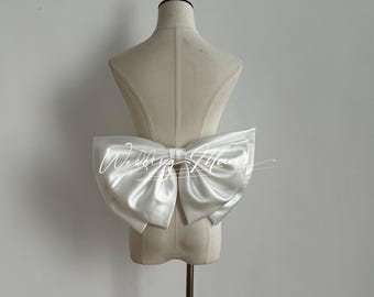 White Satin Wedding Dress Bow: Detachable Bridal Accessory