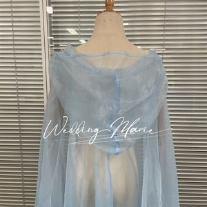 Capa con capucha de organza azul claro: Capa de vestido de novia de hadas imagen 9
