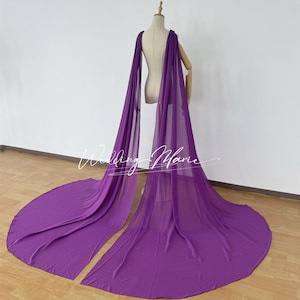 Écharpe en mousseline violette avec épingle : châle de mariage élégant