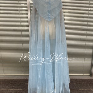 Capa con capucha de organza azul claro: Capa de vestido de novia de hadas imagen 4