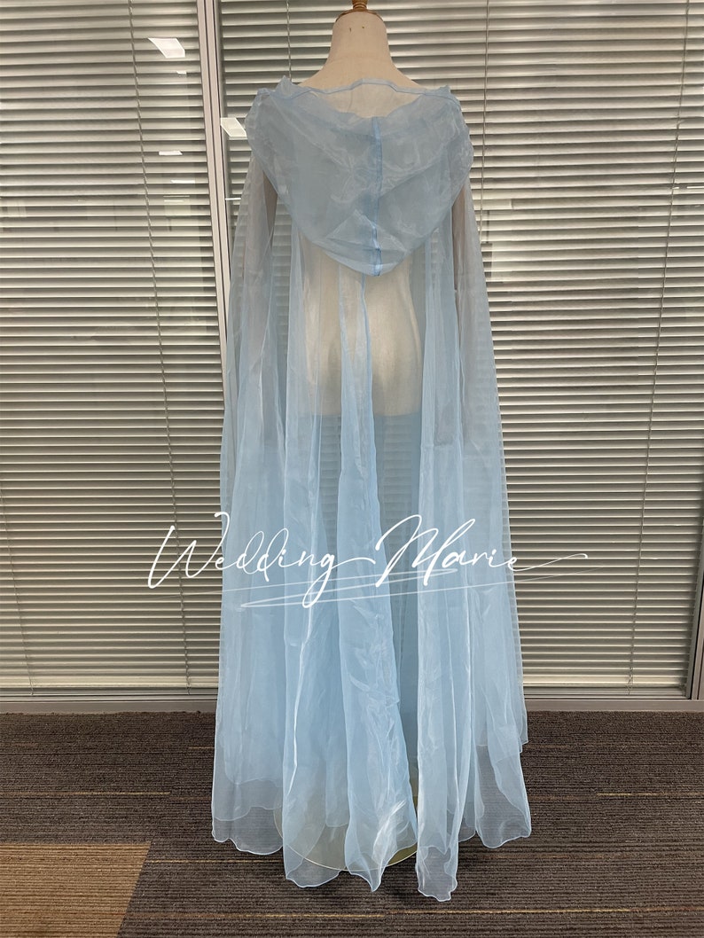Capa con capucha de organza azul claro: Capa de vestido de novia de hadas imagen 4
