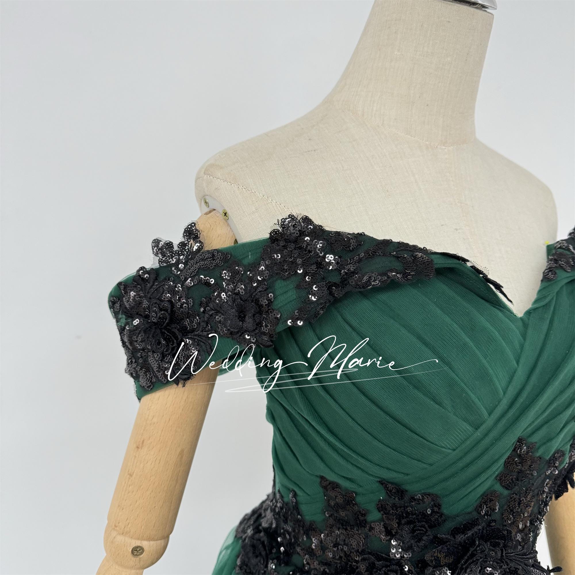 dark green flowy prom dress Emerald Green Prom Dresses | Designer Prom Gowns